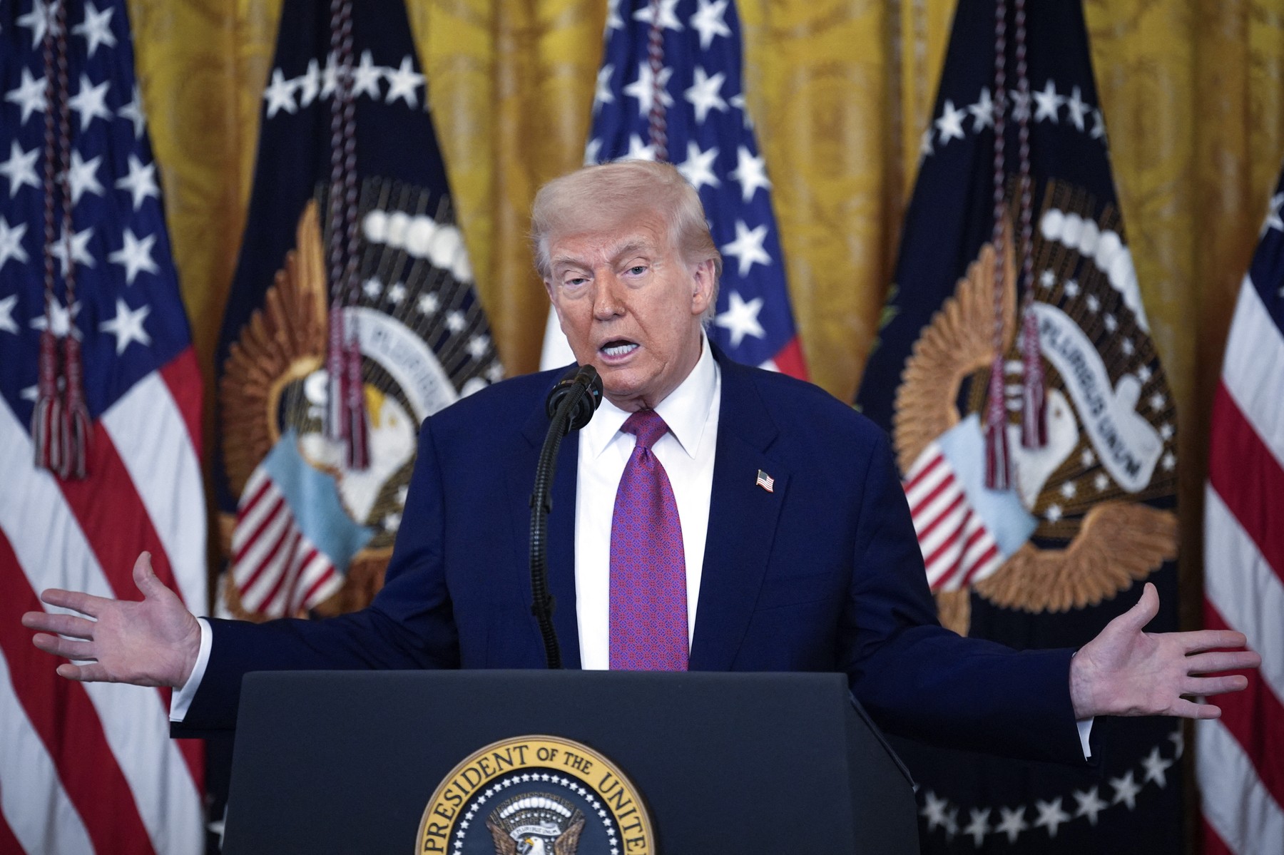 Ce cred americanii despre marea paradă militară plănuită de Donald Trump. Rezultatele celui mai recent sondaj de opinie