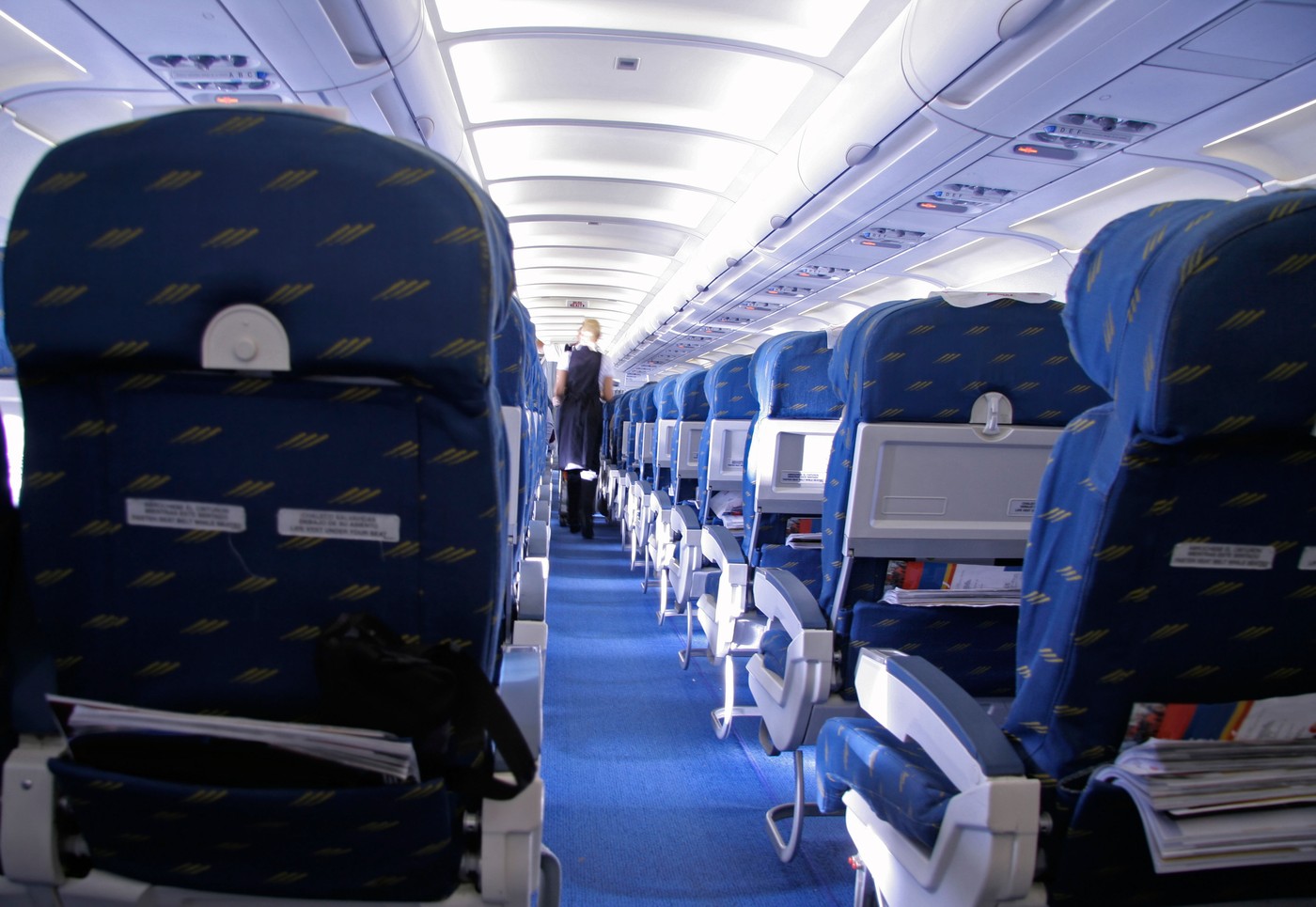 Pasagerii plus-size, obligați să cumpere două locuri în avion. Zborurile din SUA se scumpesc