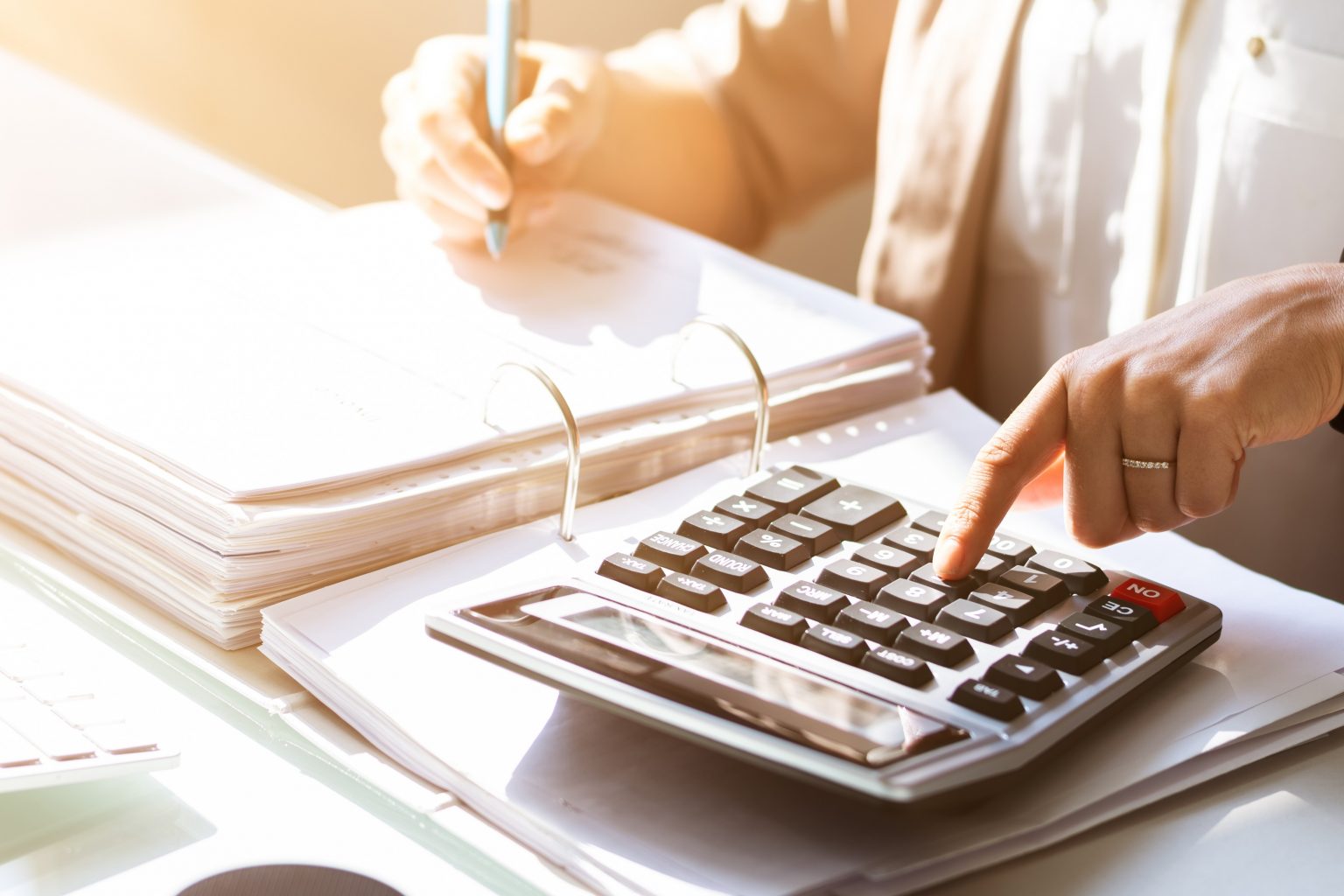 Ilie Bolojan spune că Guvernul nu va majora alte taxe pentru companii: „Ne axăm pe scăderea cheltuielilor”