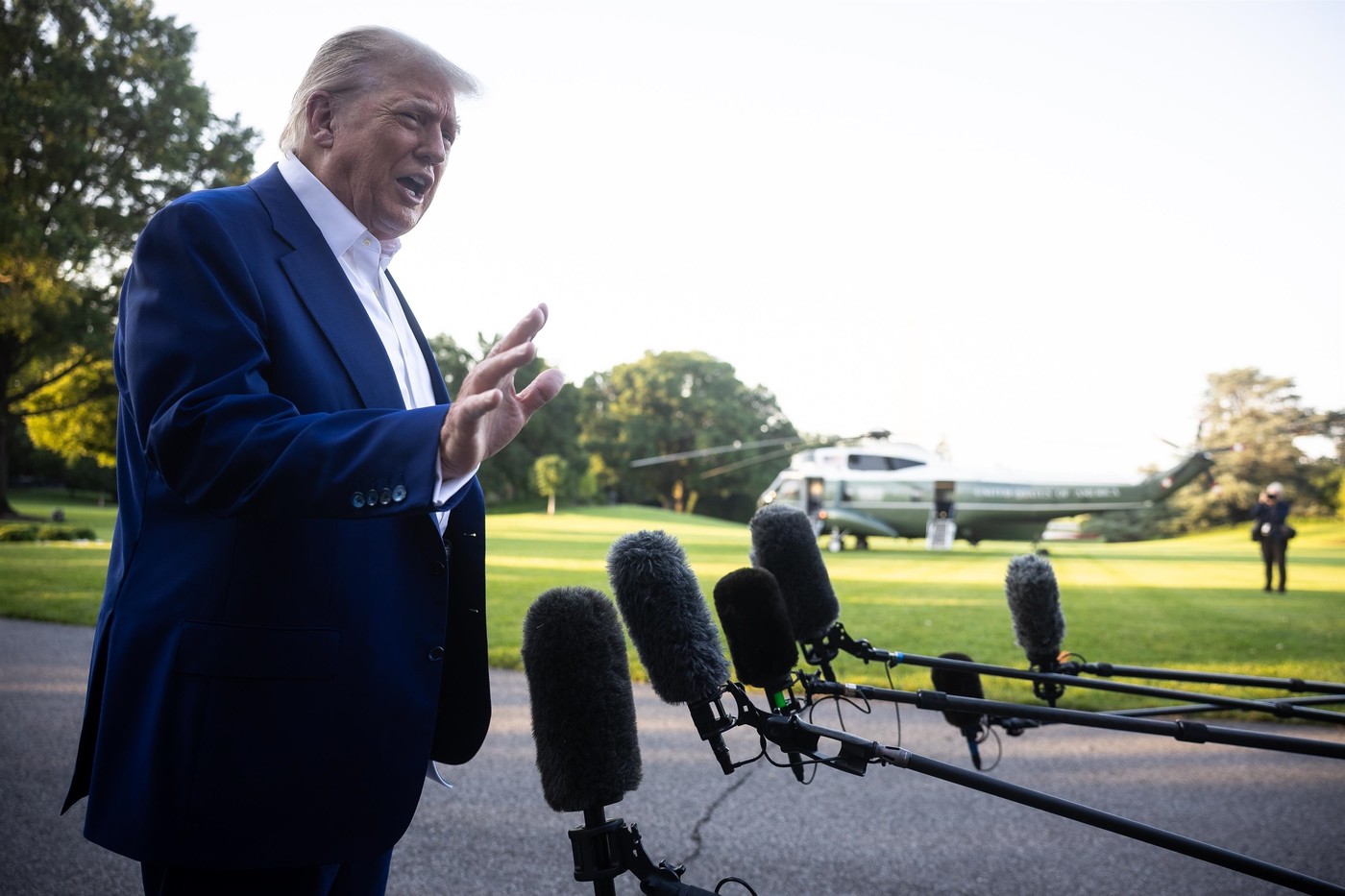 Articolul 5 al NATO, pus sub semnul întrebării de Trump: „Sunt multe definiții. Știți asta, nu?”