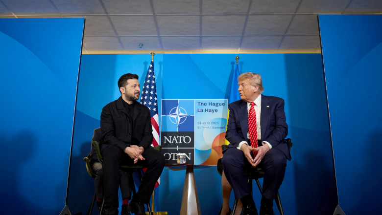 GALERIE FOTO  Diplomația vizuală a lui Volodimir Zelenski. Președintele ucrainean a ales să-și schimbe stilul vestimentar la summitul NATO