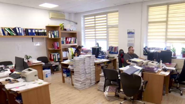 EXCLUSIV  Agenția fantomă cu trei șefi și zero angajați. Cum a ratat statul comasarea a două instituții și a lăsat mii de funcționari pe dinafară
