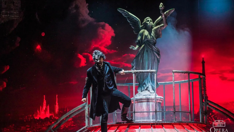 Scandal la Teatrul de Operetă, după concedierea bruscă a lui Adi Nour. „S-a hotărât că nu mai sunt de folos”. Reacția instituției