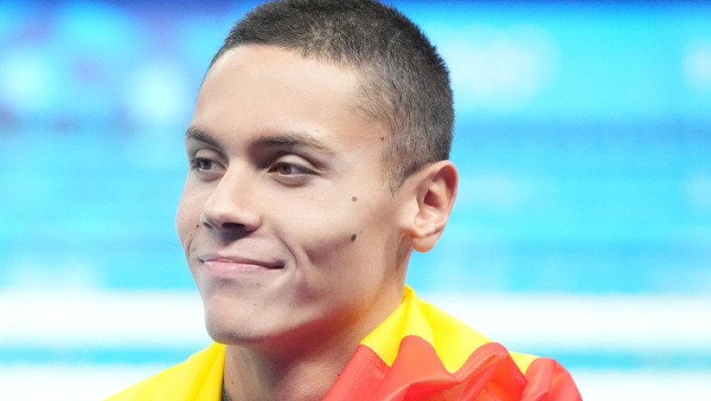 David Popovici face spectacol la Europeanul pentru tineret: medalie de aur la 200 m liber