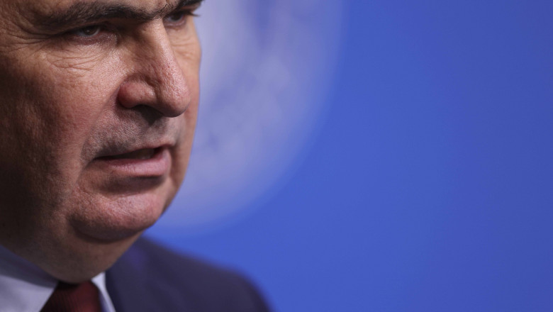 Guvernul suspendă licitațiile finanțate din fonduri guvernamentale. Când vor fi reluate