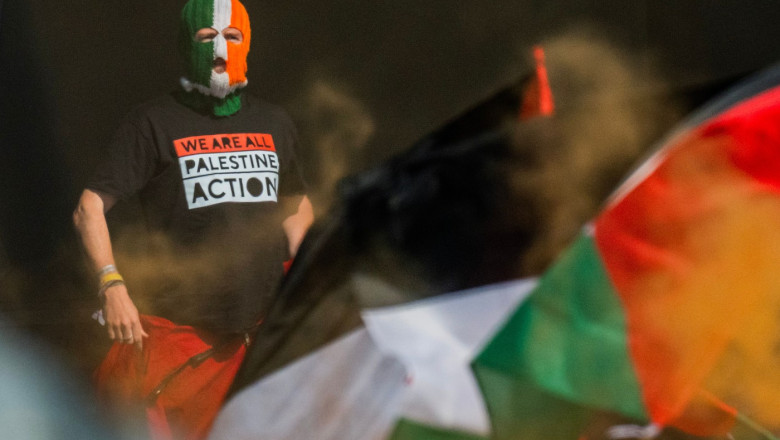 Scandal la Festivalul Glastonbury. Două trupe au transmis mesaje anti-Israel pe scenă. Organizatorii s-au declarat „îngroziți”