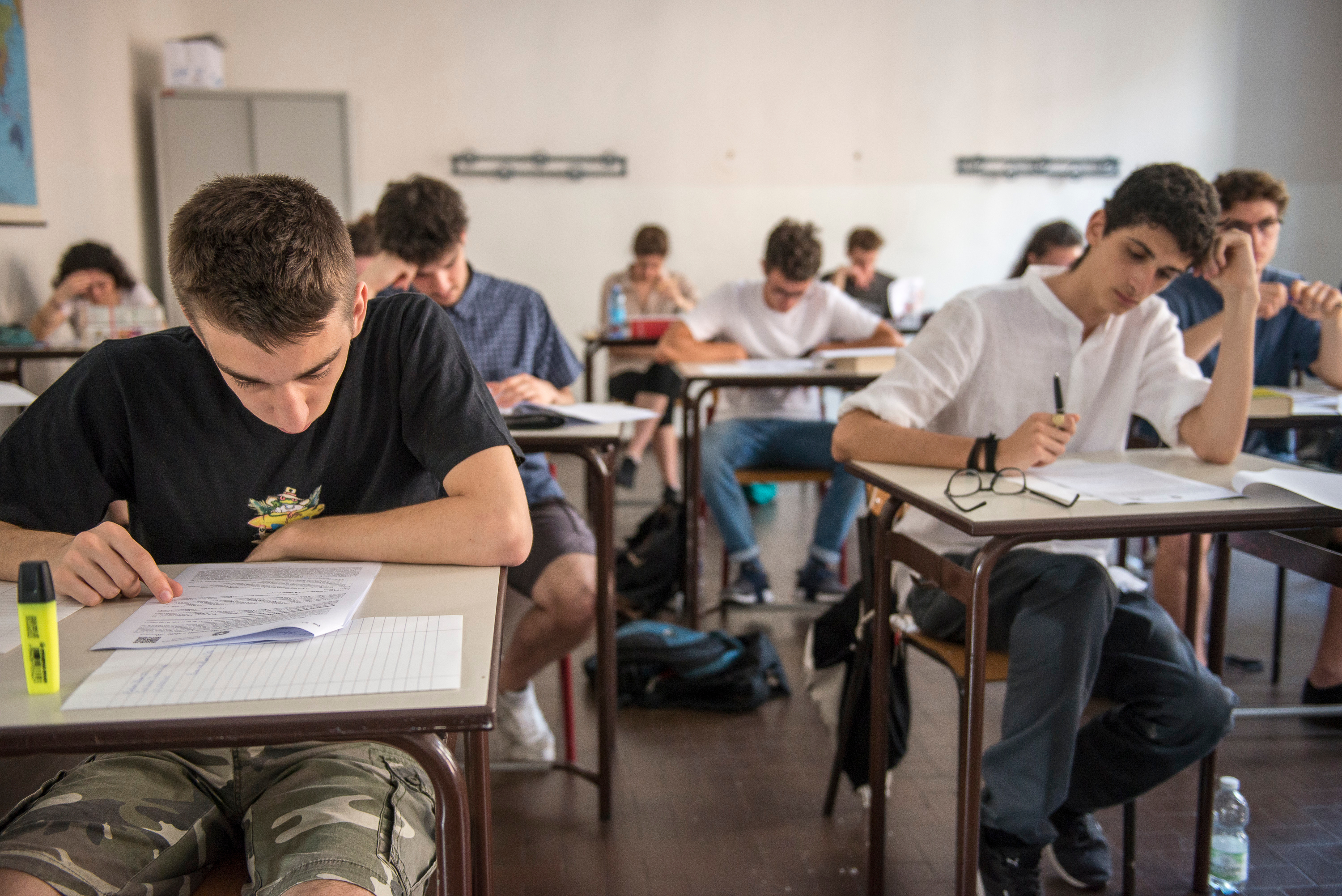 Evaluarea Națională 2025. Elevii susțin luni, 23 iunie, prima probă scrisă la Limba și literatura română