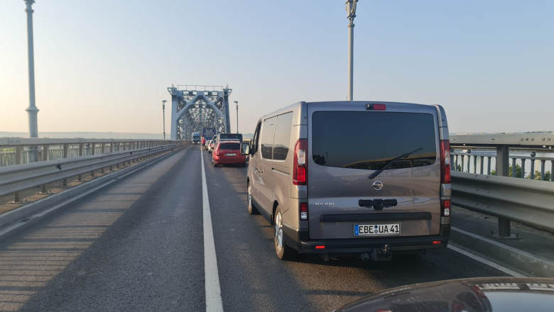 Avertizare MAE pentru românii care merg în Bulgaria. Când se suspendă circulaţia pe Podul Prieteniei Giurgiu-Ruse