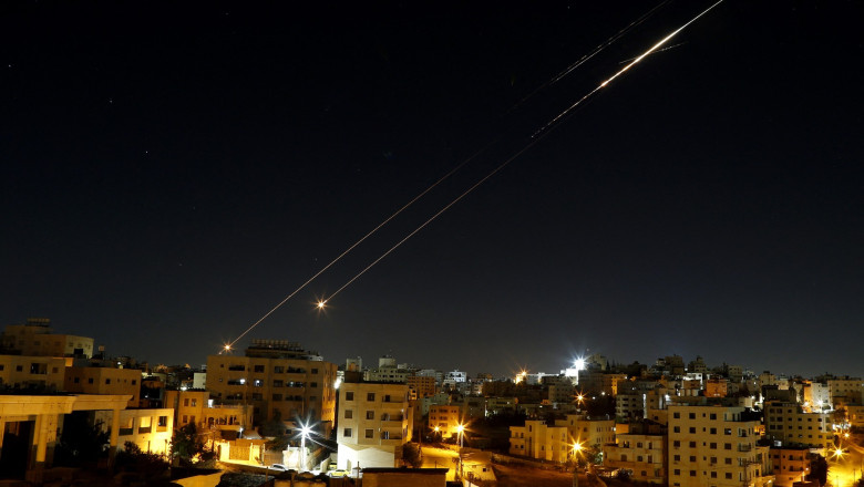 Iranul şi Israelul au lansat noi atacuri, în a noua zi de conflict, după ce Teheranul a exclus negocierile pe subiectul nuclear