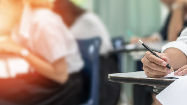 Barem de corectare la limba și literatura română. Foto Getty Images