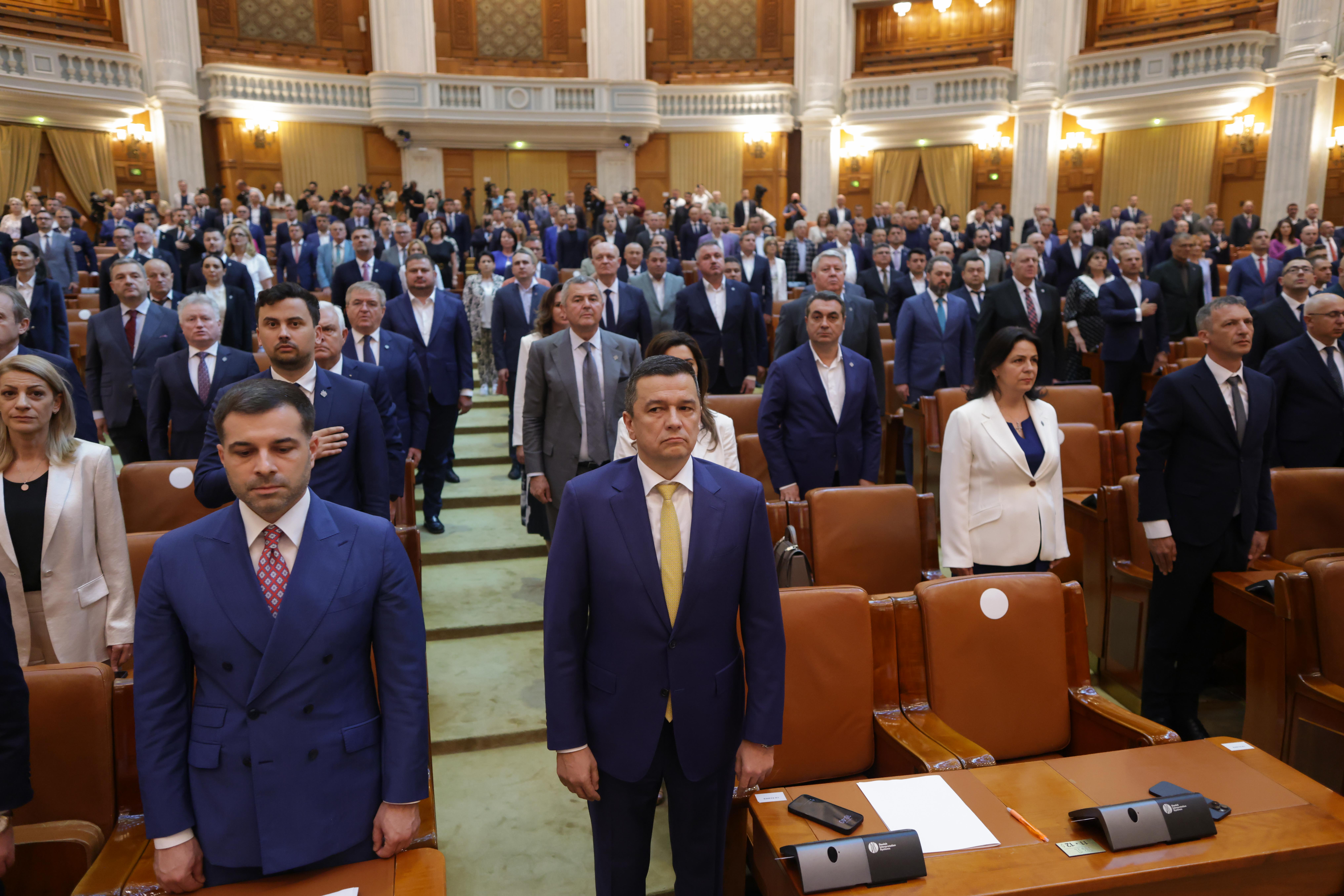 Sorin Grindeanu, la învestirea noului Guvern: „Îmi doresc să traversăm toţi deşertul, fără să lăsăm pe nimeni în urmă”