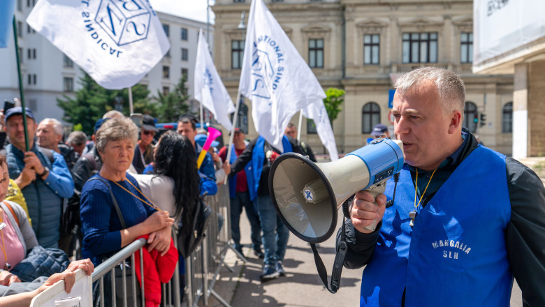 VIDEO  Sindicatele au ședință astăzi pentru a stabili noi proteste, din cauza ordonanței „austerității”