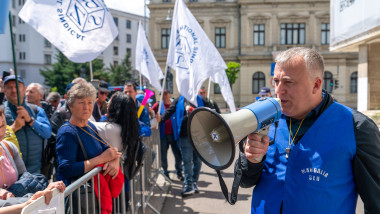 sindicate proteste