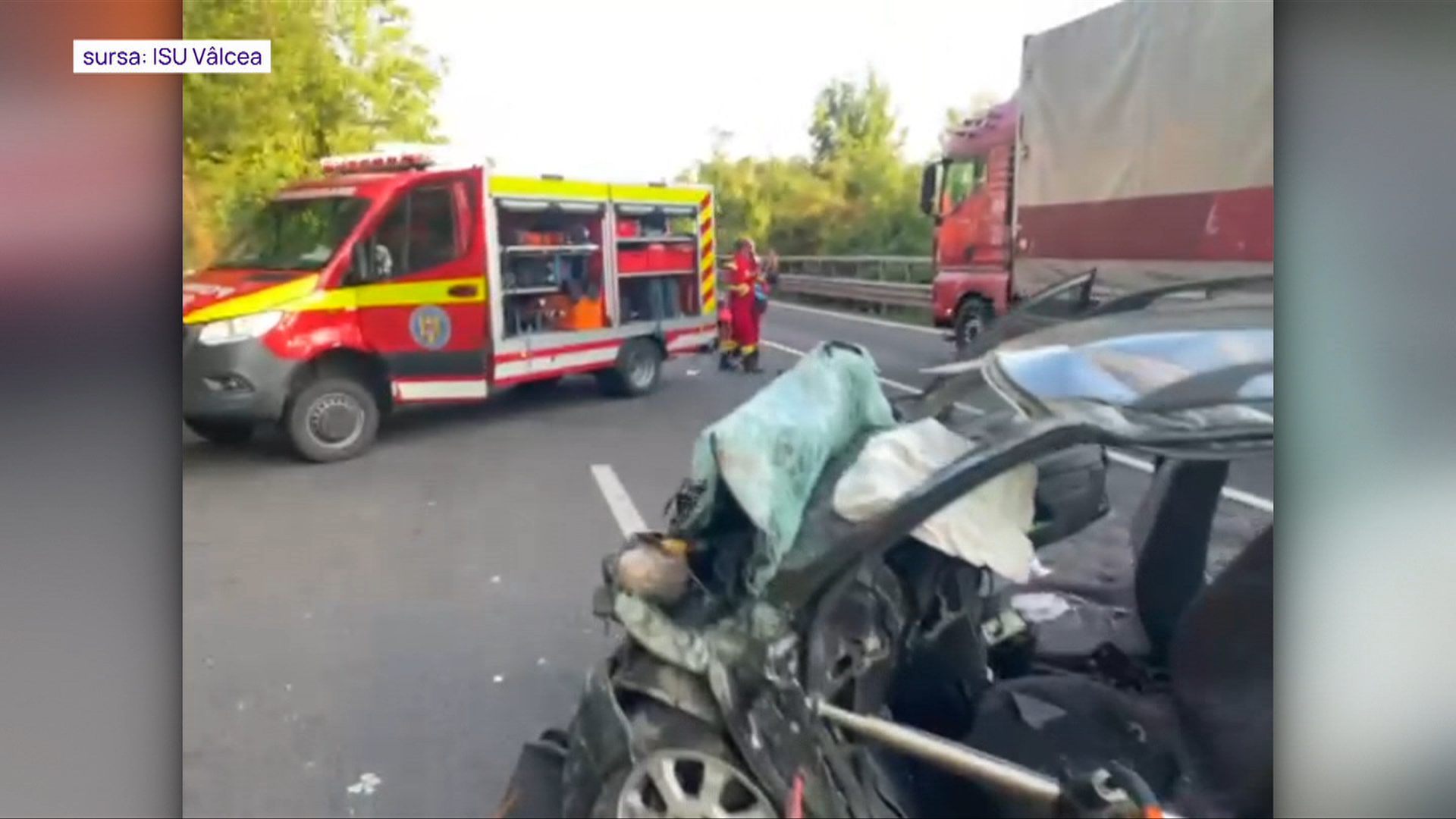 Accident grav între un TIR și o mașină pe DN7, în Vâlcea. O persoană a murit și o alta a fost rănită