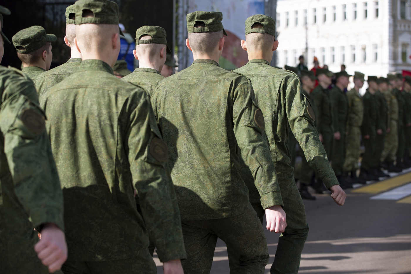 Cadeții din Sankt Petersburg, trimiși să facă „practica de vară” pe frontul din Ucraina