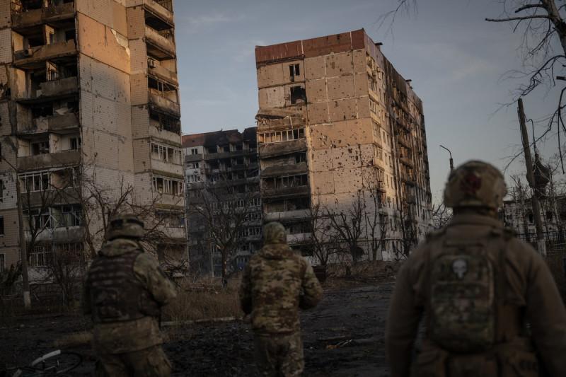 Ukraine's Vuhledar under Russian attacks