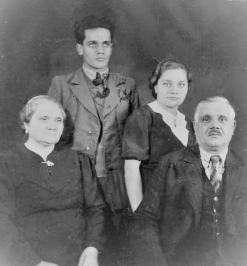 Familia Sîrbu în anii războiului / Sursă foto: Arhiva personală a familiei Sîrbu