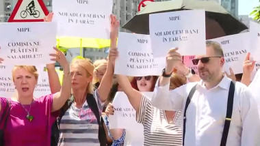 ministere protest guvern