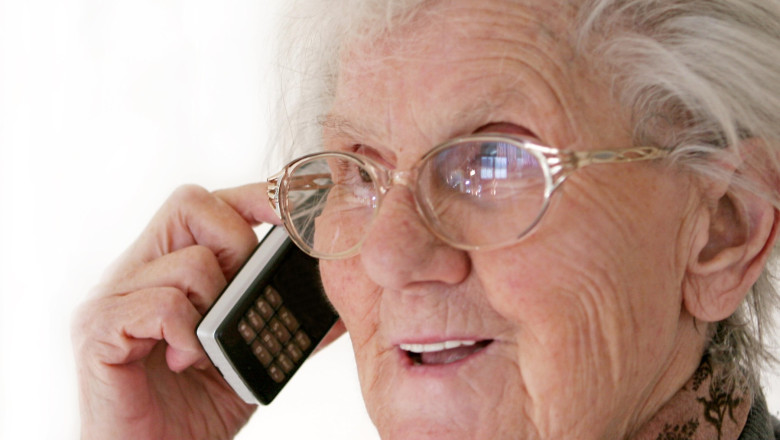 Apelurile telefonice false primite din afara României vor fi blocate de către operatori, din 7 iulie