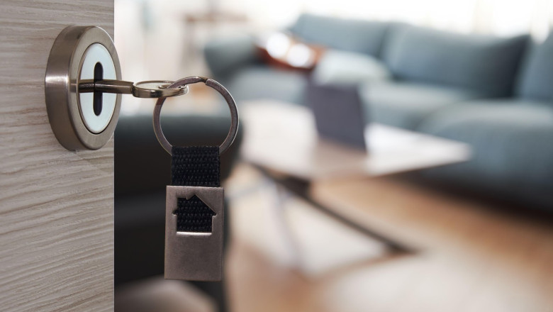 VIDEO  Cum și cât timp se mai pot cumpăra apartamente cu TVA de 9%. Creșterea taxei la 21% afectează toată piața imobiliară
