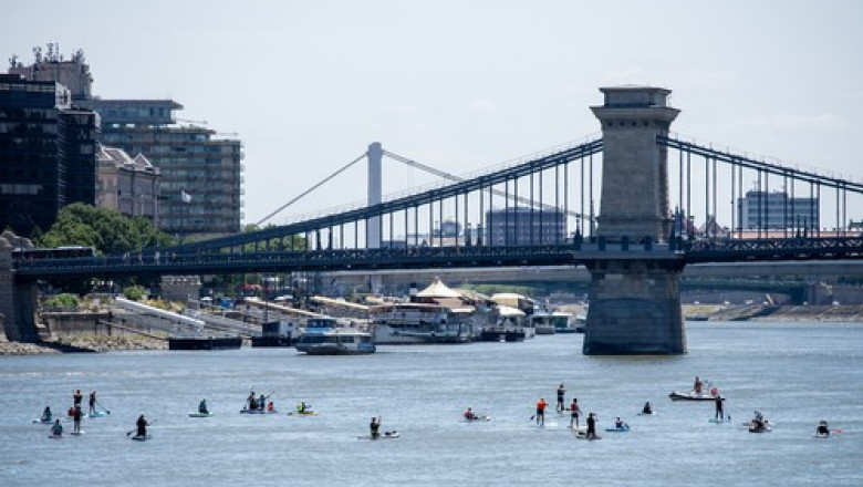 Nivelul scăzut al apei pe Dunăre perturbă transportul maritim din Ungaria, iar tarifele ar putea să crească