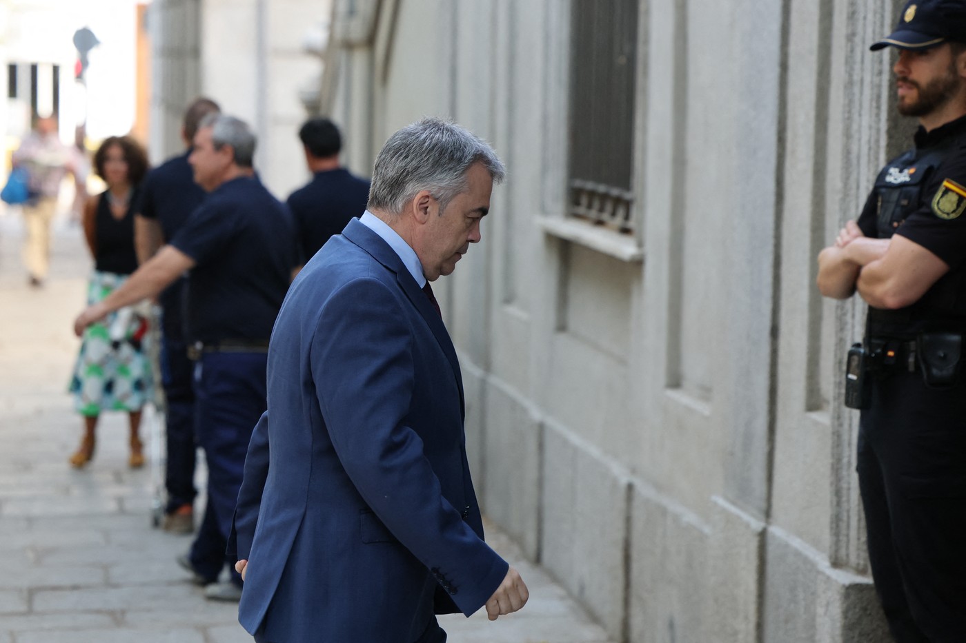 Socialiștii spanioli vor fi dați afară din partid dacă vor fi prinși cu prostituate