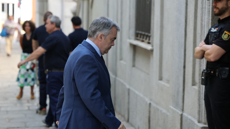 Socialiștii spanioli vor fi dați afară din partid dacă vor fi prinși cu prostituate