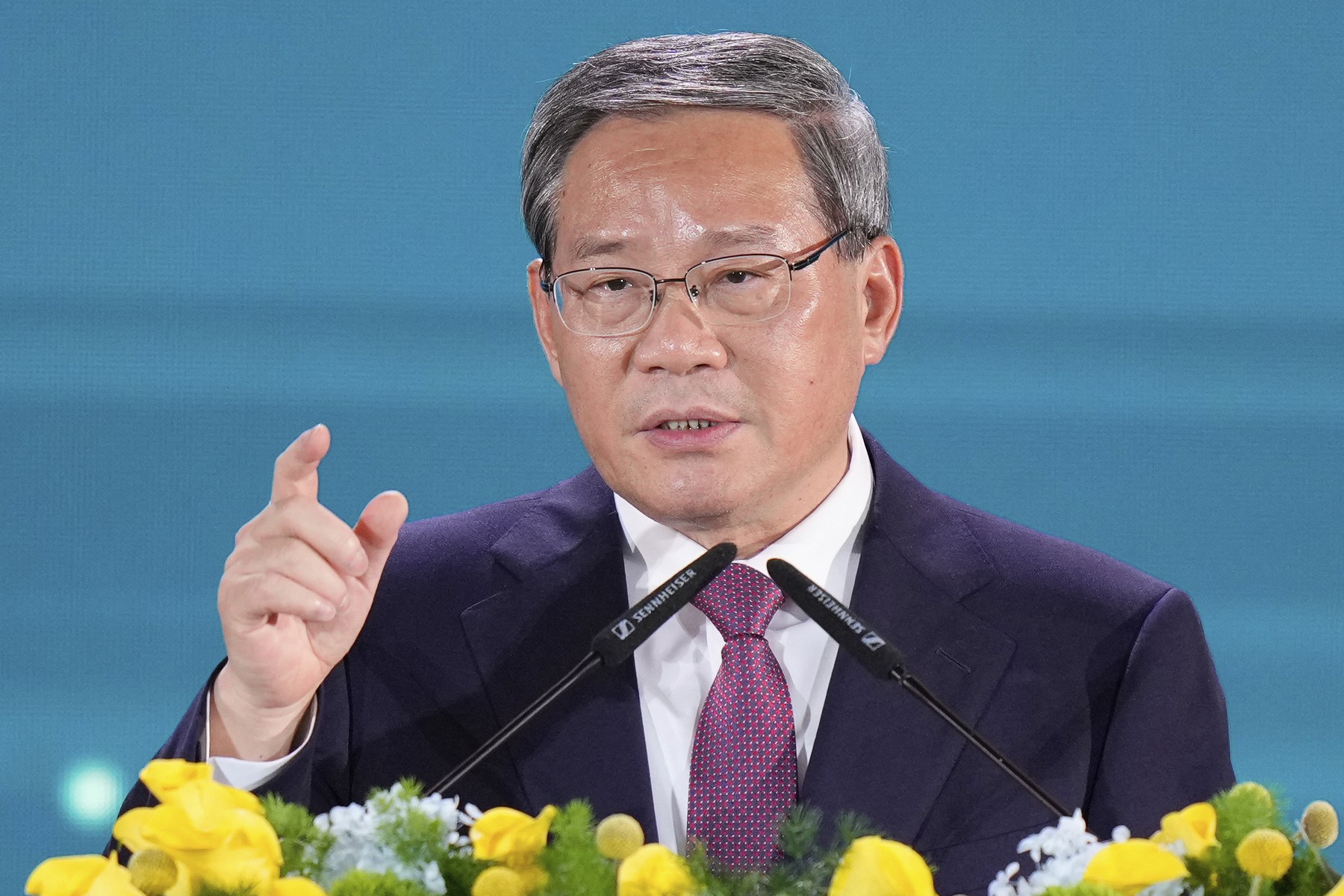 Beijingul propune o organizație globală pentru cooperare în domeniul inteligenței artificiale. AI riscă să devină „un joc exclusiv”