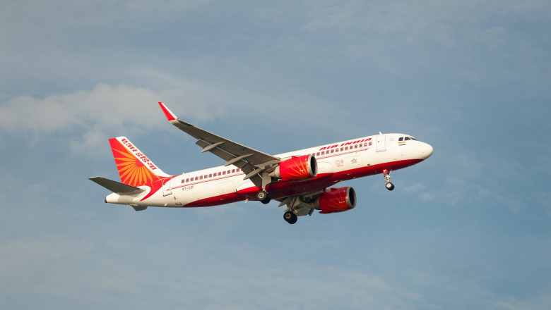 15.07.2023, Singapur, Republik Singapur, Asien - Ein Passagierflugzeug der Air India vom Typ Airbus A320 Neo mit der Reg