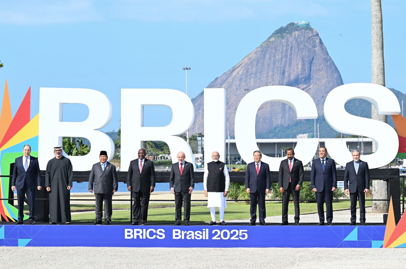 Trump amenință cu taxe suplimentare țările care se aliază cu BRICS. „Nu vor exista excepții de la această politică”