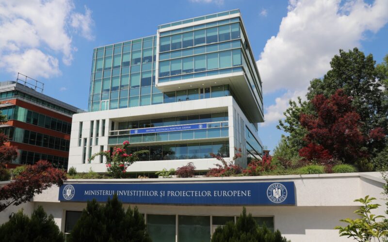 Frână la proiecte finanțate prin PNRR și programul Anghel Saligny. Cum arată ordonanța care își propune „atenuarea riscului fiscal”