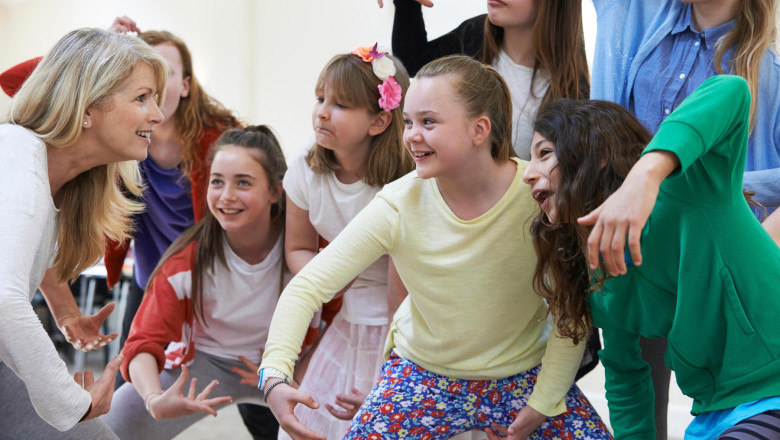 Educaţia Teatrală devine disciplină obligatorie la liceu, indiferent de profil. Ea va fi studiată în clasa a XI-a