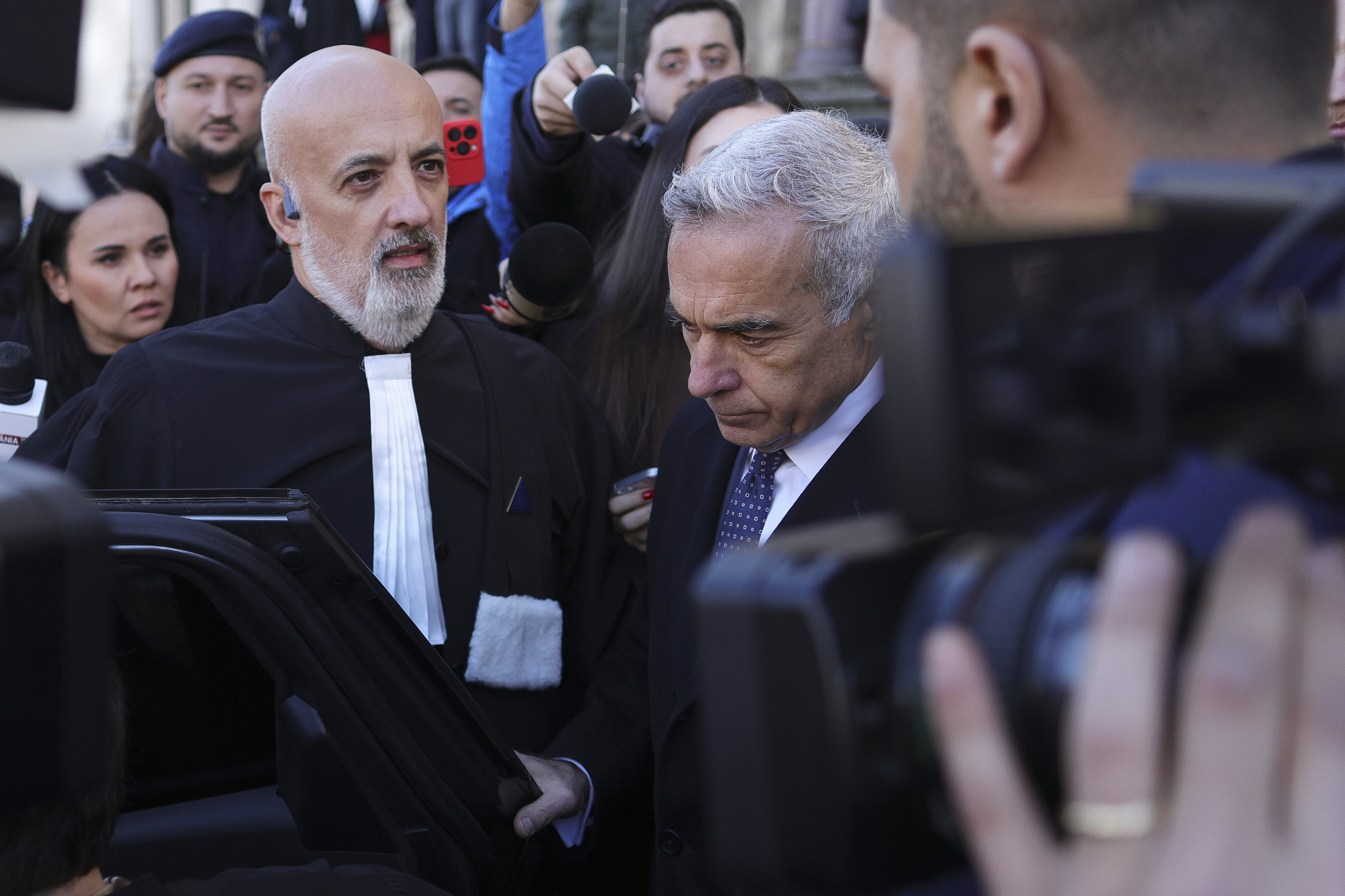 Avocat care l-a reprezentat pe Călin Georgescu, în centrul unui scandal de agresiune sexuală cu minori: „Avea o problemă cu părinții”