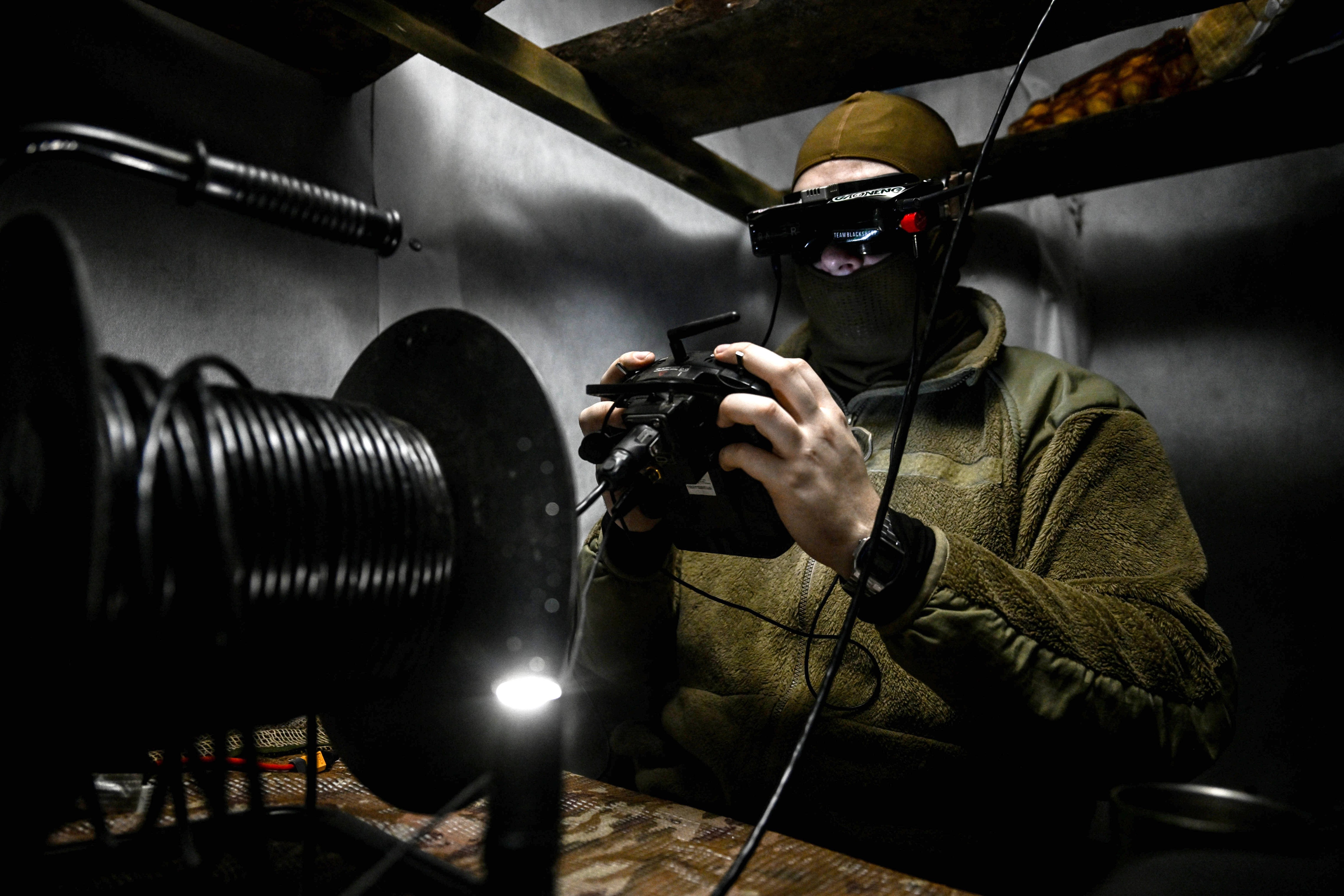 În interiorul Nemesis, unitatea ucraineană care pilotează temuta „Baba Iaga”