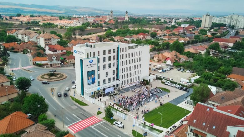 (P) Cel mai mare spital de oftalmologie din Transilvania, inaugurat sub brandul Dr. Holhoș, cu o investiție de 6 milioane de euro