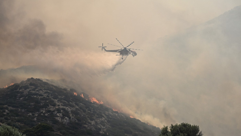 Alertă de incendii pentru miercuri, în mai multe regiuni ale Greciei