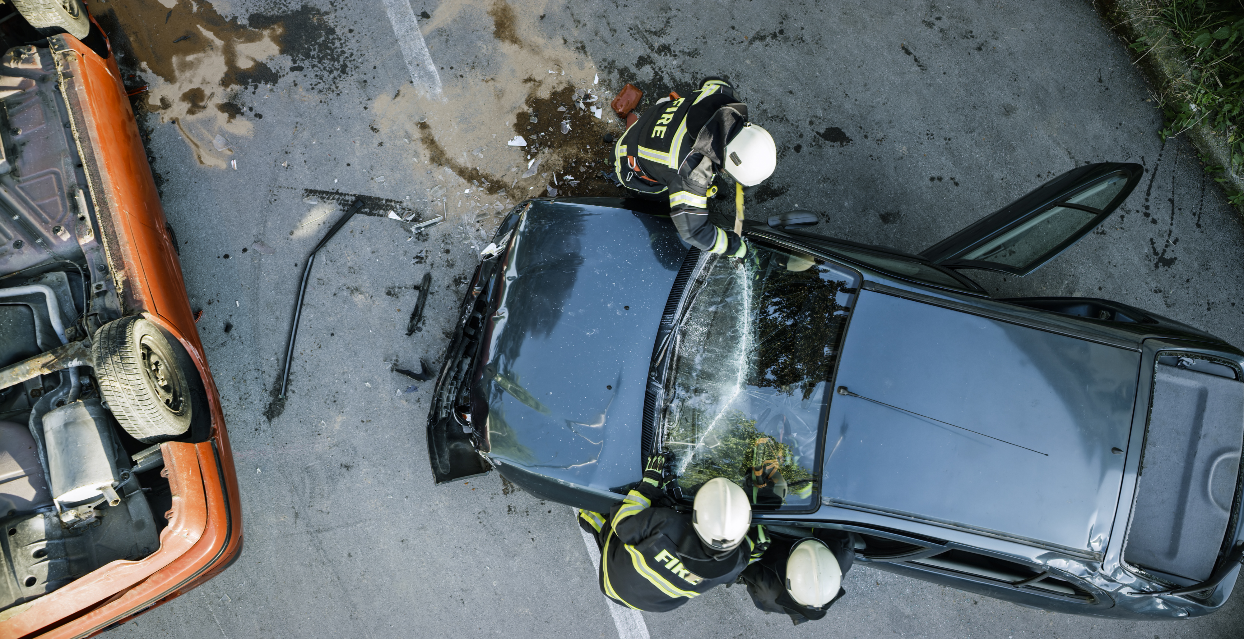 Vara crește numărul accidentelor rutiere. Principala cauză care duce la tragedii în lanț pe șosele: „Numai grăbiți, foarte grăbiți”