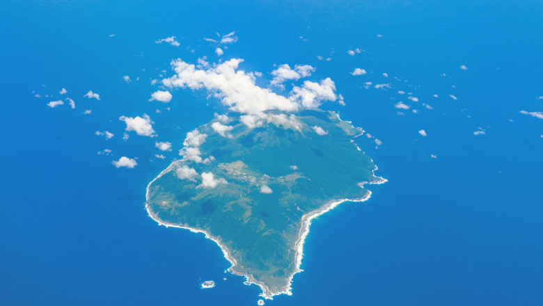 Aerial view of island and ocean in toshima kagoshima japan
