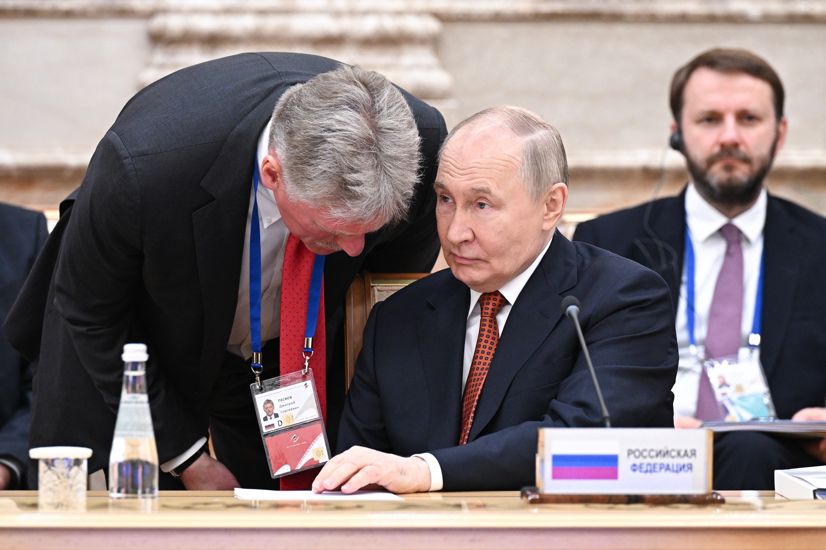 Kremlinul îl contrazice pe Donald Trump privind un posibil summit Rusia-SUA-Ucraina: „Nu există niciun progres”