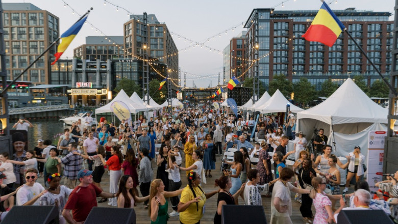 români la festival în washington