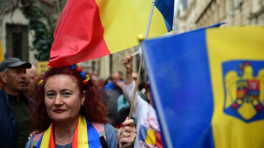 Români cu steag