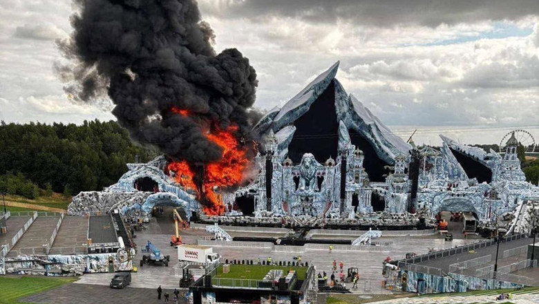 VIDEO  Incendiu uriaș la scena principală a festivalului Tomorrowland din Belgia, cu două zile înainte de deschidere
