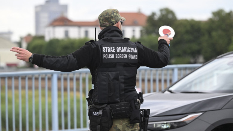 Polonia a expulzat 13 cetățeni din Republica Moldova. Ce motive au avut autoritățile de la Varșovia