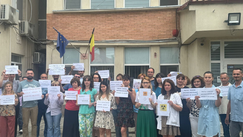 Proteste în mai multe judeţe și în București. Sindicaliștii din casele judeţene de pensii, nemulțumiți de măsurile de austeritate