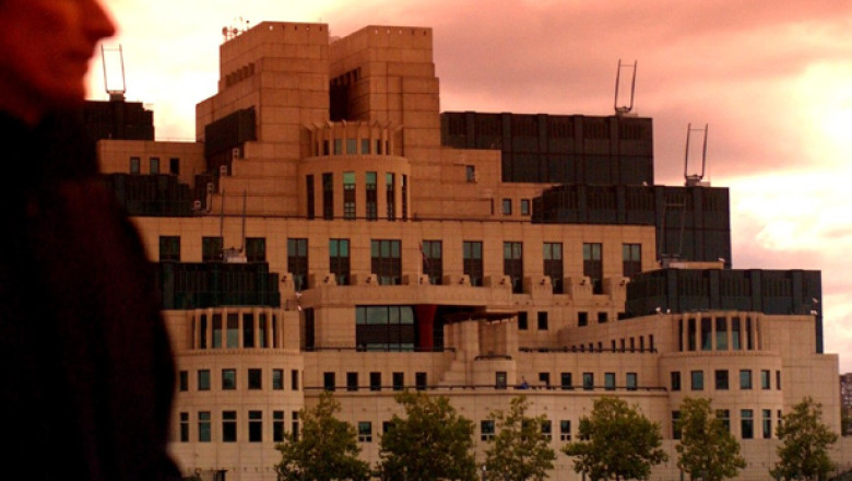 Spioni britanici din MI6 şi membri ai SAS, deconspirați în cea mai gravă scurgere de informații din istoria Marii Britanii
