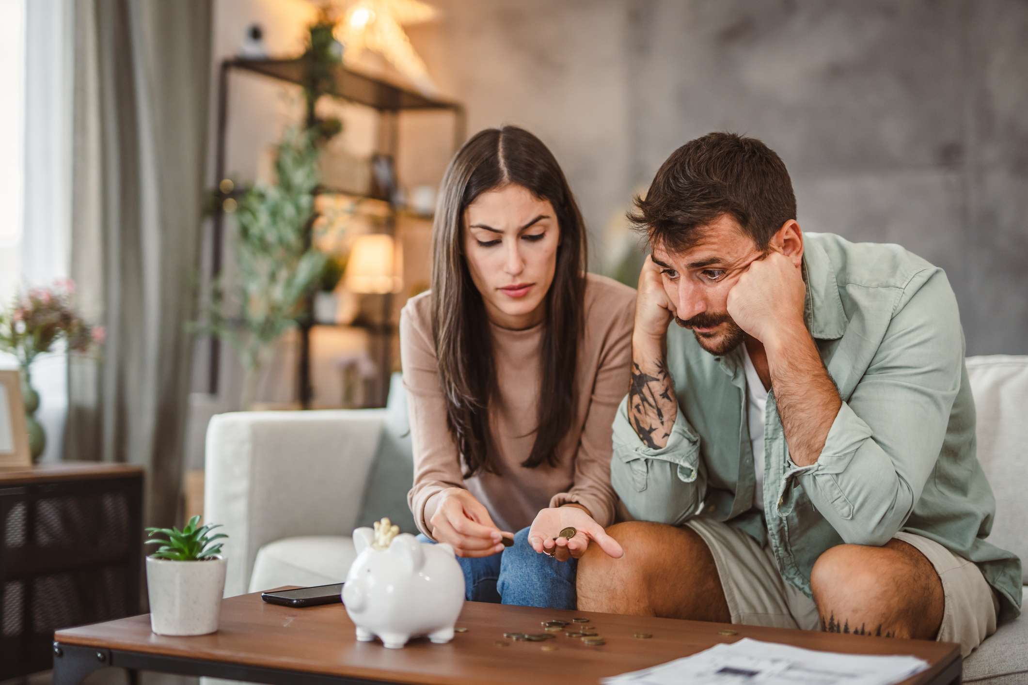Sfatul economiștilor: românii trebuie să facă economii. Cum funcționează regula 50/30/20 pentru planificarea lunară a bugetului