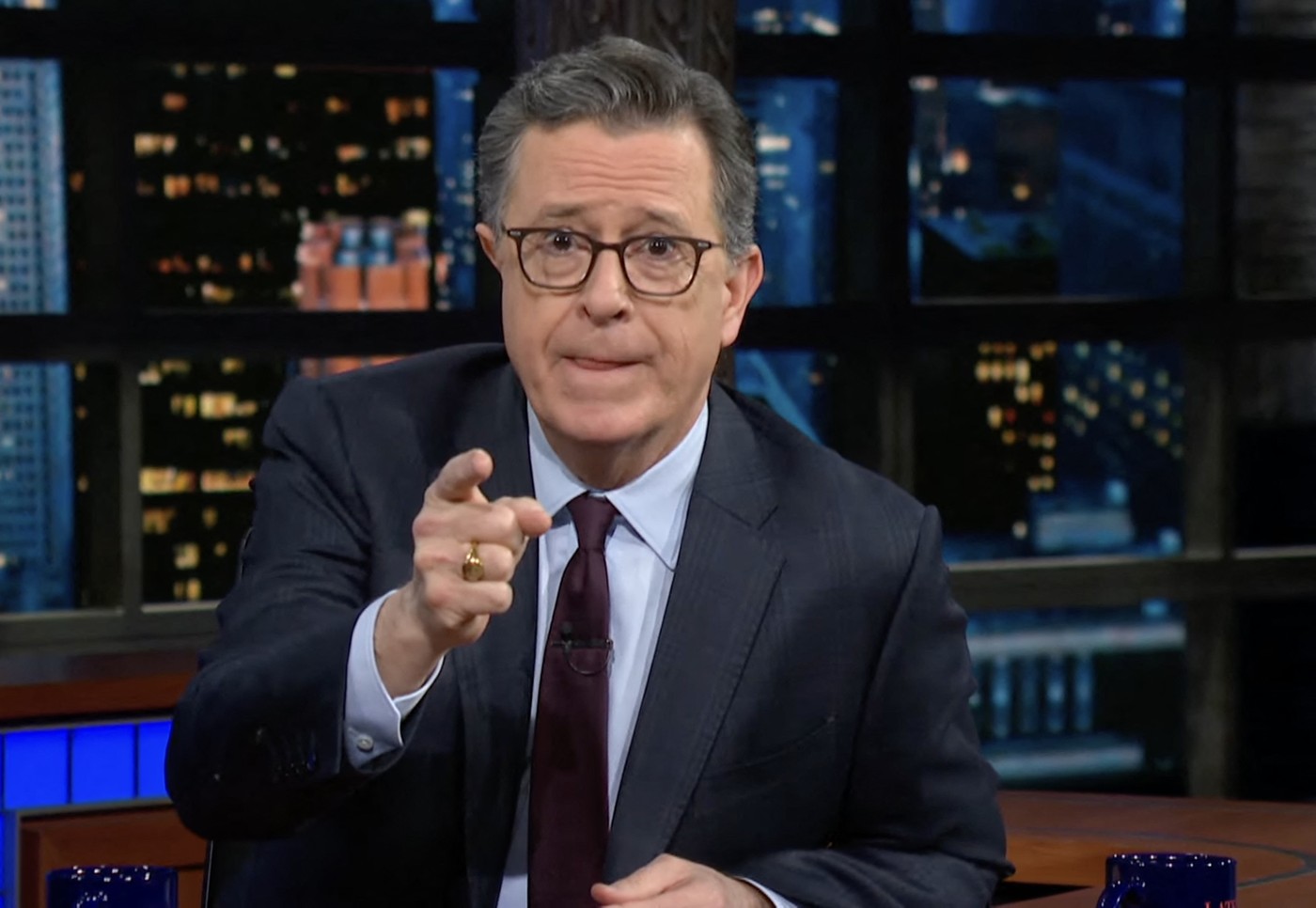 Saga „Stăpânul inelelor” va avea un nou film. Scenariul va fi scris de vedeta TV americană Stephen Colbert, fan al lui Tolkien