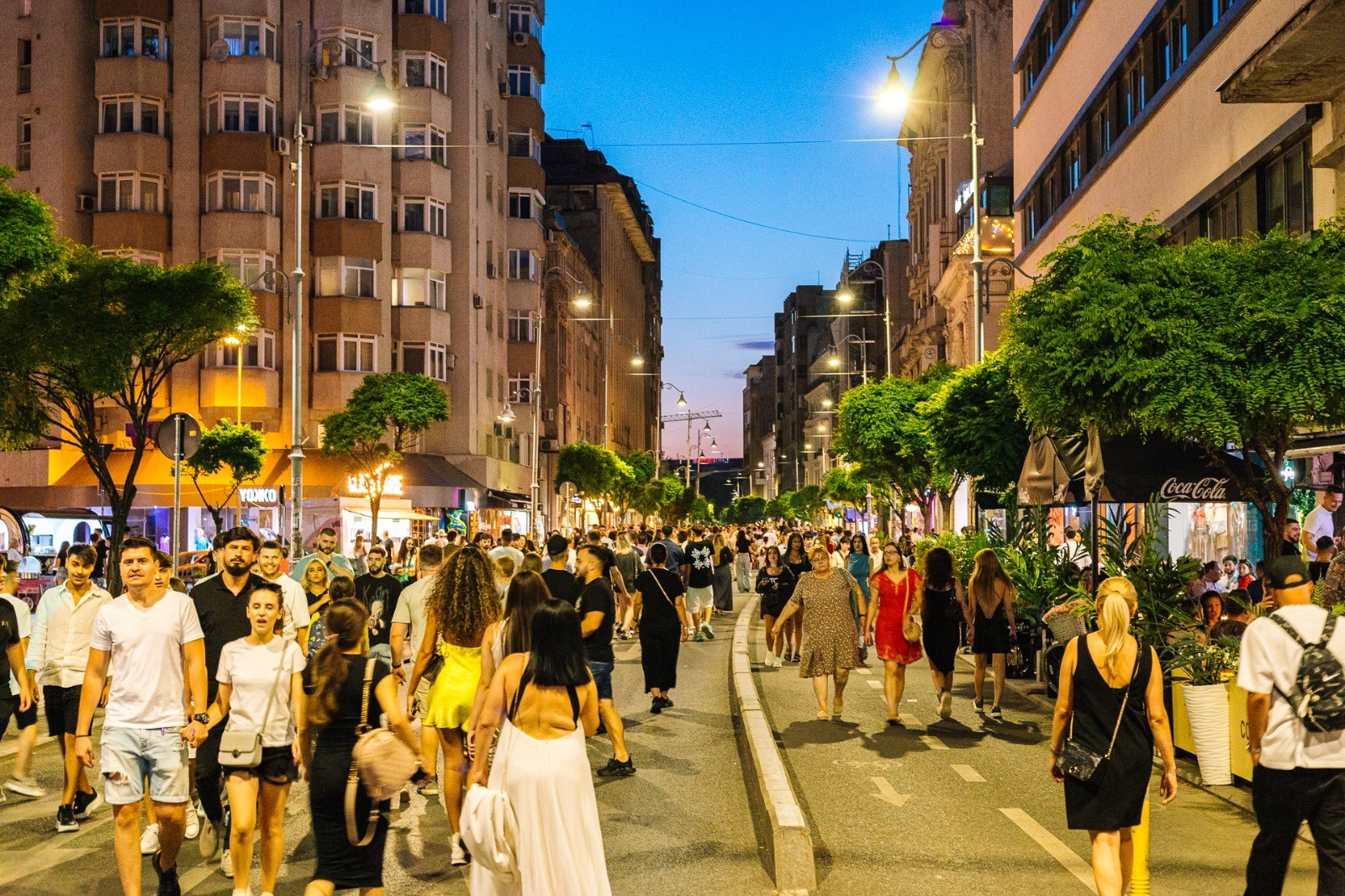 Un nou weekend „Străzi Deschise - Bucureşti, Promenadă urbană”. Arta şi distracţia pe Calea Victoriei