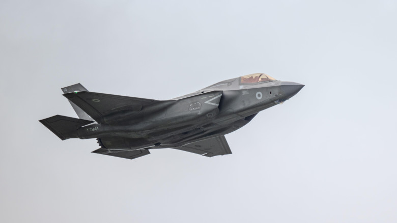 Tehnologia secretă a unuia dintre cele mai avansate avioane, în pericol: un F-35 al Marii Britanii este blocat în India de o lună