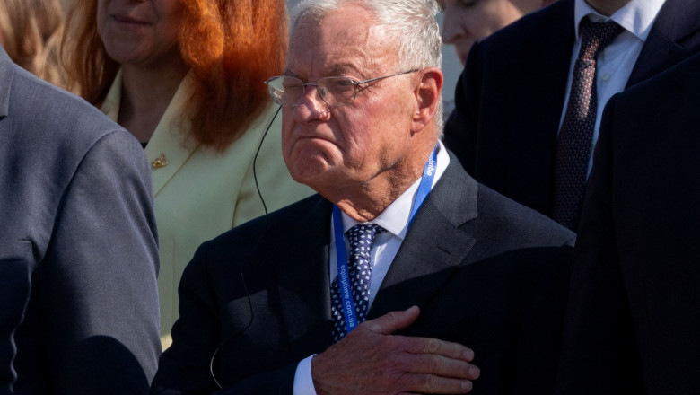 Momentul în care emisarului lui Trump, Keith Kellogg, i s-au arătat componente occidentale găsite în dronele și rachetele rusești